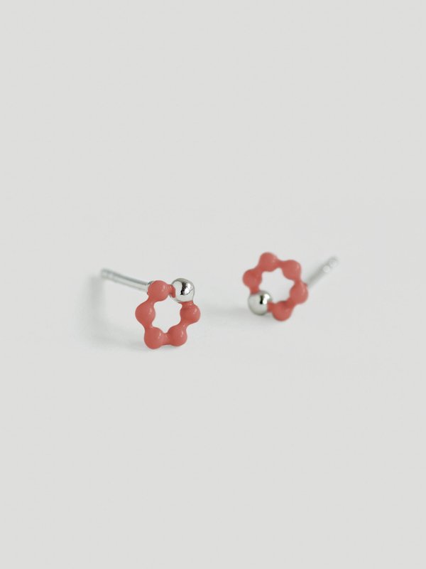 Ola Ear Studs with Coral Enamel in Silver