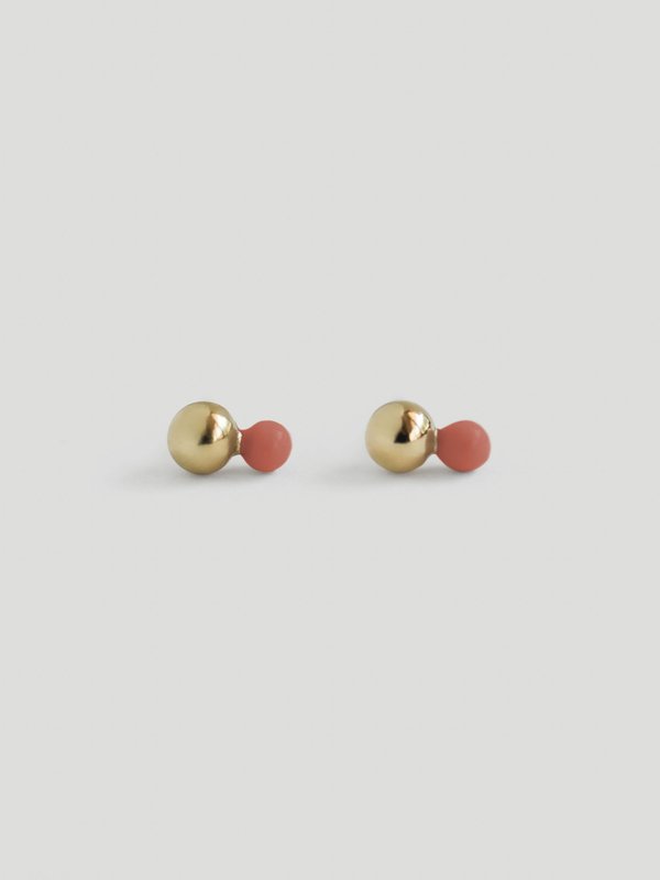 Otto Ear Studs with Coral Enamel in Champagne Gold