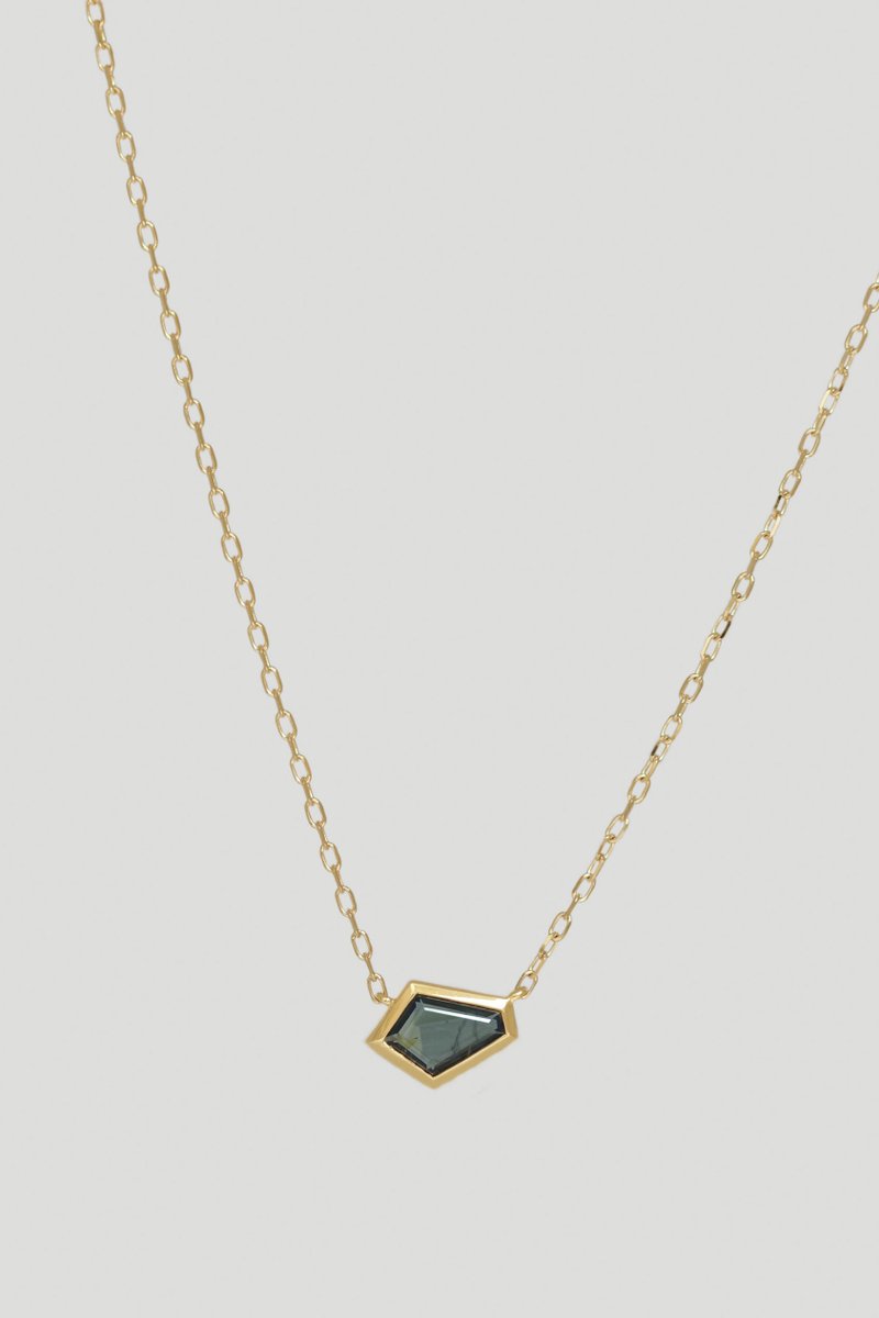 Sirius 14k Solid Gold Necklace with Diamond