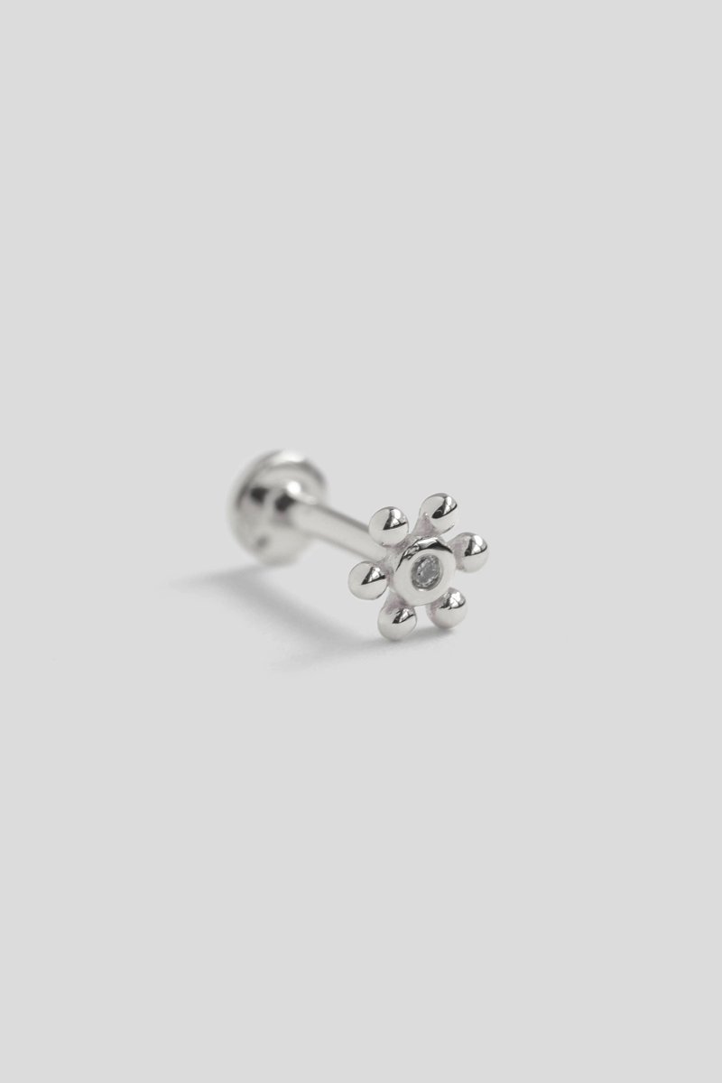 Sirius 14k White Gold Threaded Labret Earring with Diamond