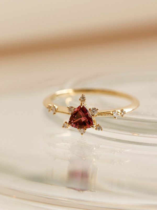 One-of-a-kind Snowflake Ring - Pink Tourmaline in 18K Gold