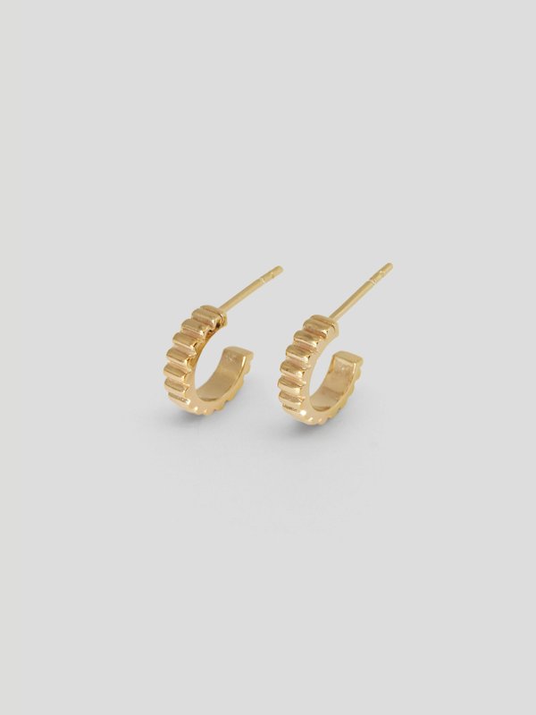 Gir Earrings in Champagne Gold