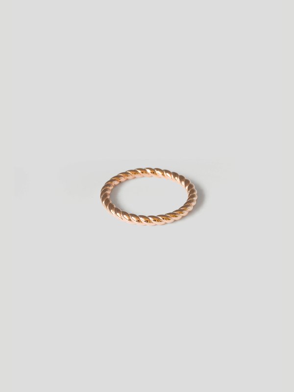 Twist Ring in Rose Gold