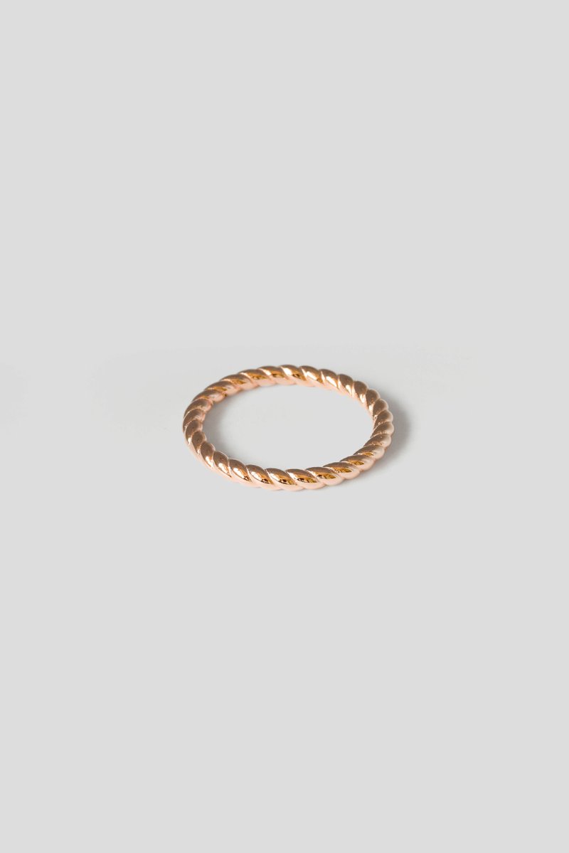 Arc Rose Gold Ring