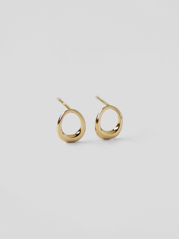 Oblong Earrings in Champagne Gold 
