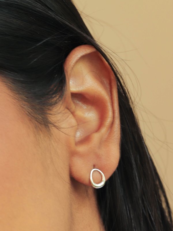 Oblong Earrings in Silver 
