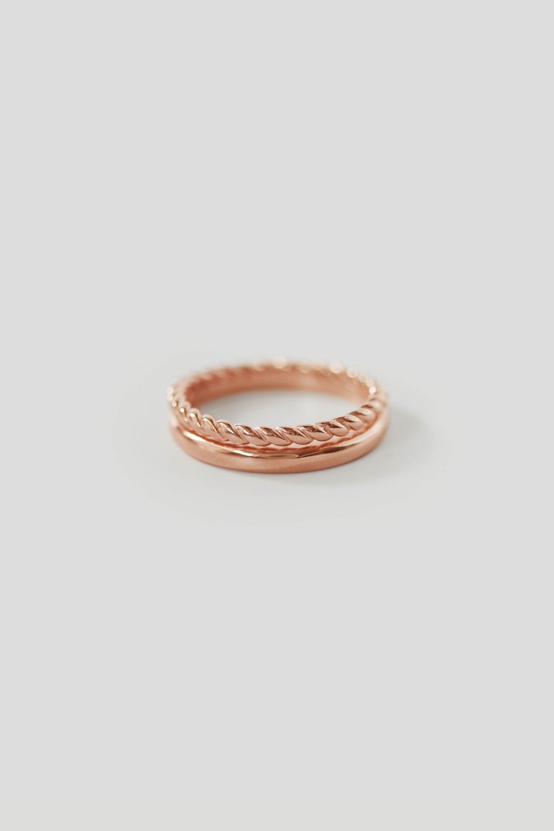 Line Gold Ring