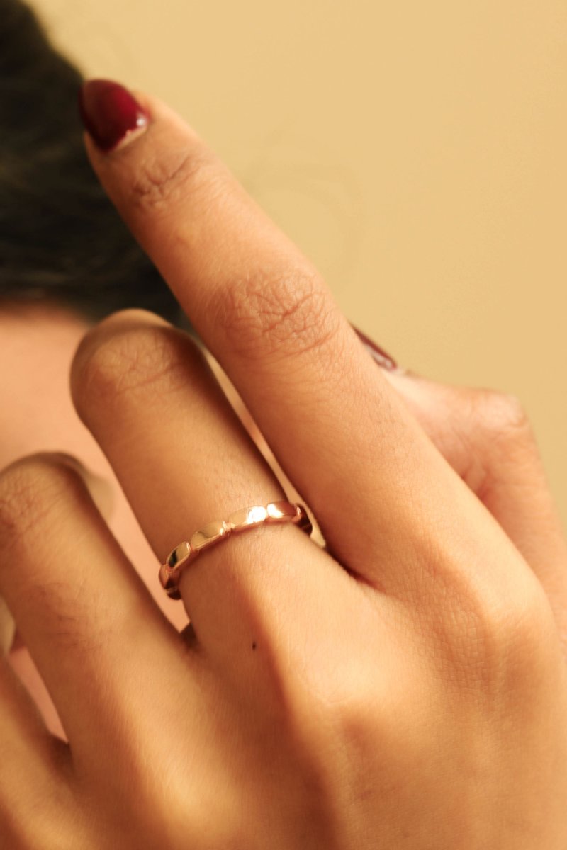 Line Gold Ring