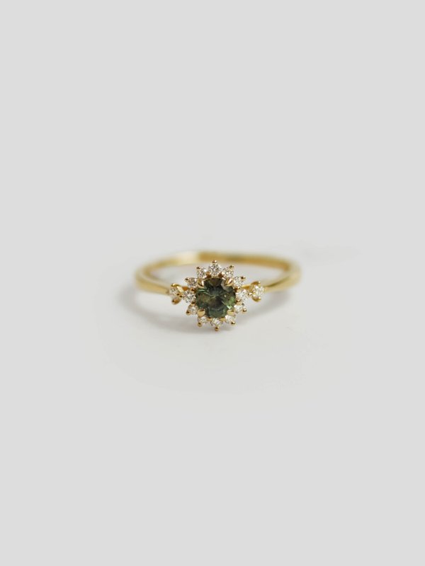 One-of-a-kind Halo Ring - Teal Green Sapphire and Diamonds in 18k Solid Gold 02