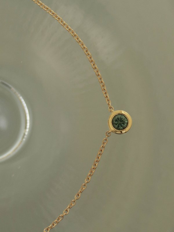 One-of-a-kind Bezelled Necklace - Round-Cut Dark Green Sapphire in 18K Solid Gold 02