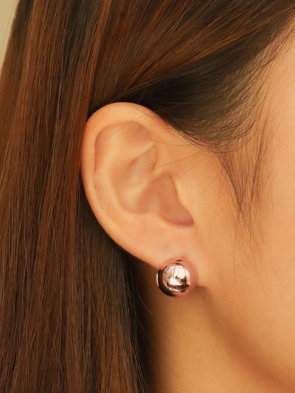 Revolve Ear Huggers in Rose Gold