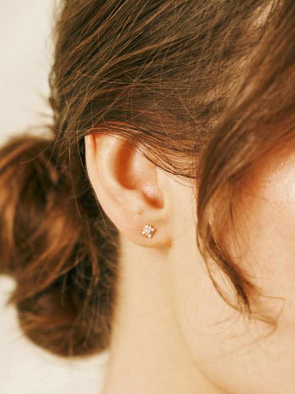 Snowfall Ear Studs - Diamonds in 14k Gold