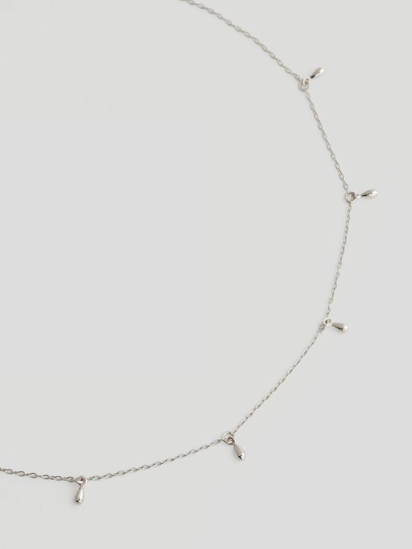 Violette Necklace in Silver