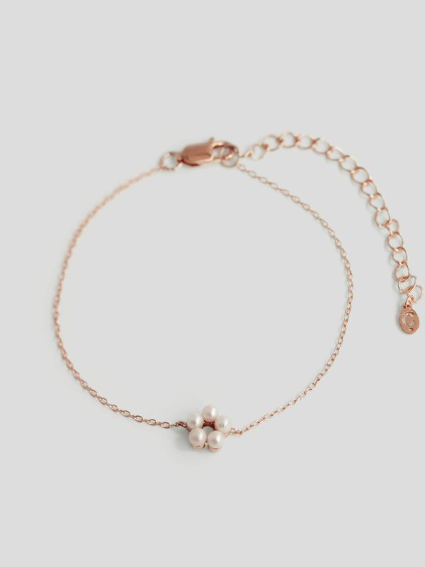 Strange x Curious - Venus Bracelet - Freshwater Pearl in Rose Gold