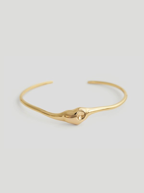 Strange x Curious 2024 - Bay Bangle in Champagne Gold