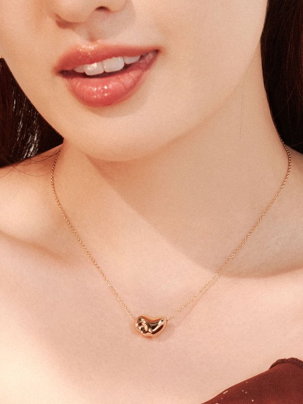 Strange x Curious 2024 - Caspian Necklace in Champagne Gold