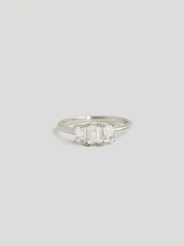 Vivienne Ring - White Topaz in Silver