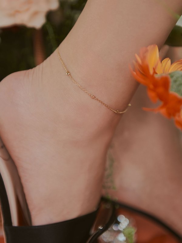 Strange x Curious - Clyde Anklet in Champagne Gold