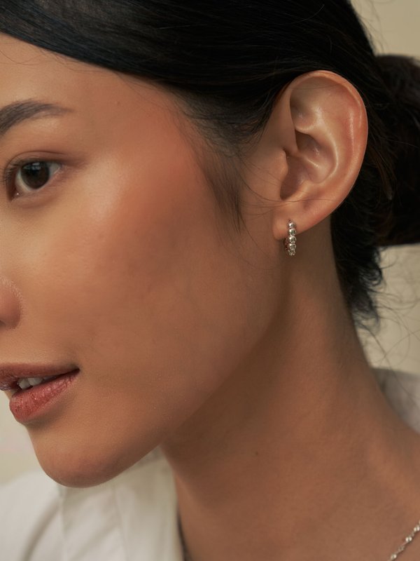 Lula Ear Huggers in Silver