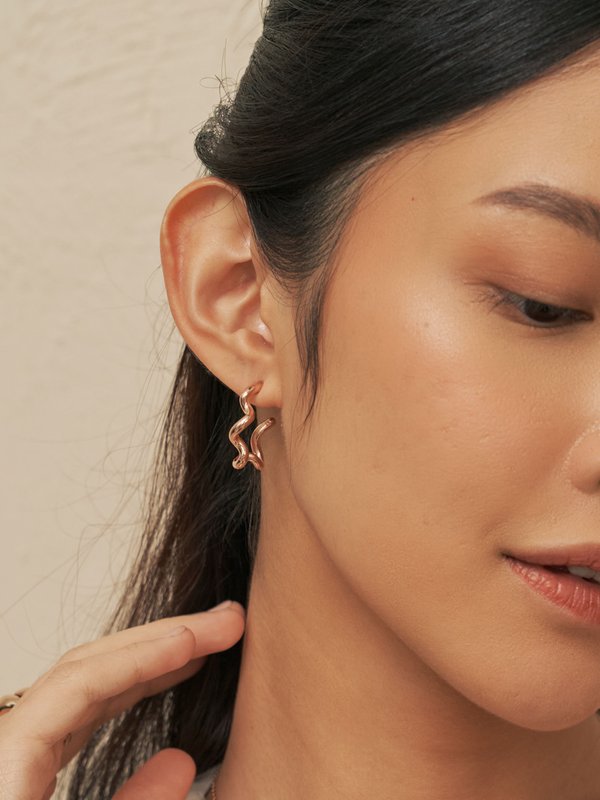 Squiggle Ear Hoops in Rose Gold