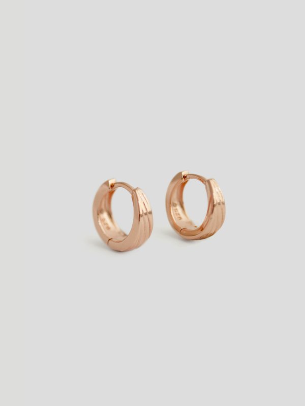Trace Ear Huggers in Rose Gold