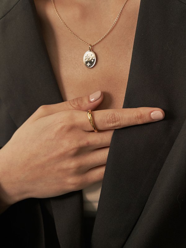 Nova Ring in Champagne Gold