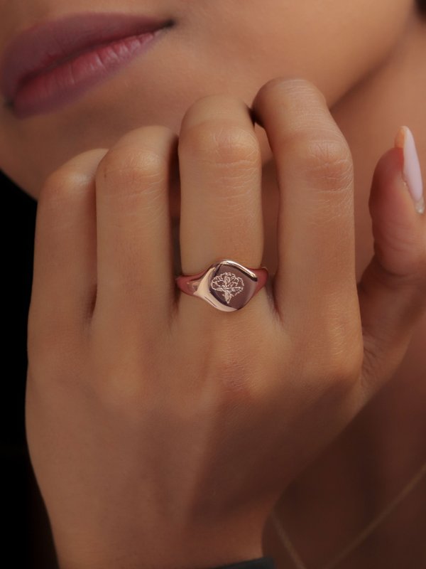 Salvatore Ring in Rose Gold - Birth Flower