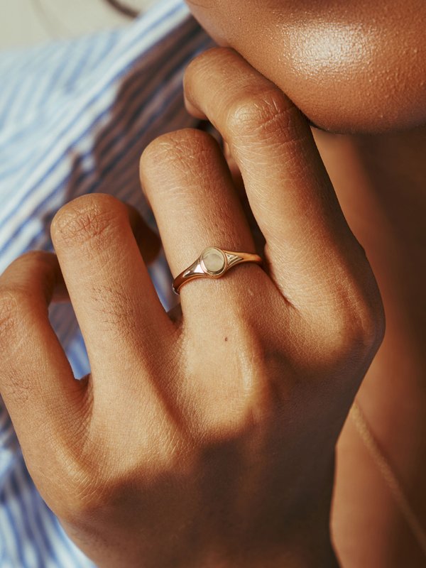 Manor Ring (Small) in Champagne Gold
