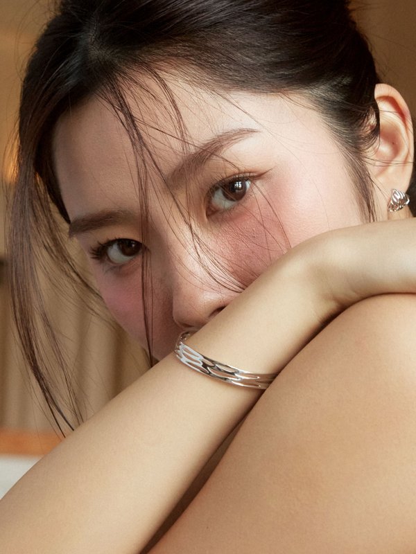 National Gallery Singapore x Curious Creatures - Francois Bangle in Silver