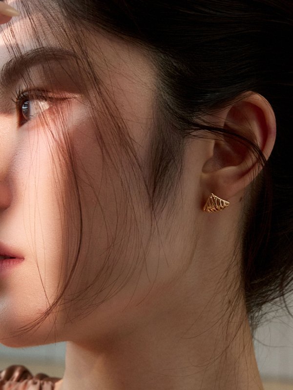 National Gallery Singapore x Curious Creatures - Francois Ear Huggers in Champagne Gold