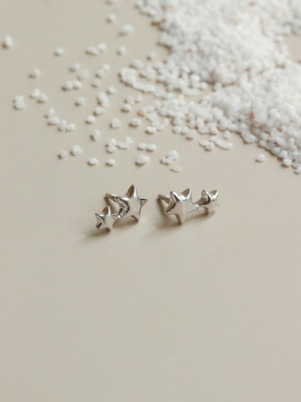 Cosma Threaded Labret Earring in 14k White Gold