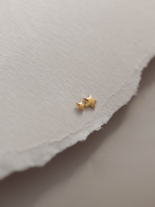 Cosma Threaded Labret Earring in 14k Gold