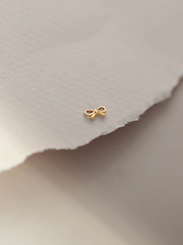 Twill Threaded Labret Earring in 14k Gold (Single)