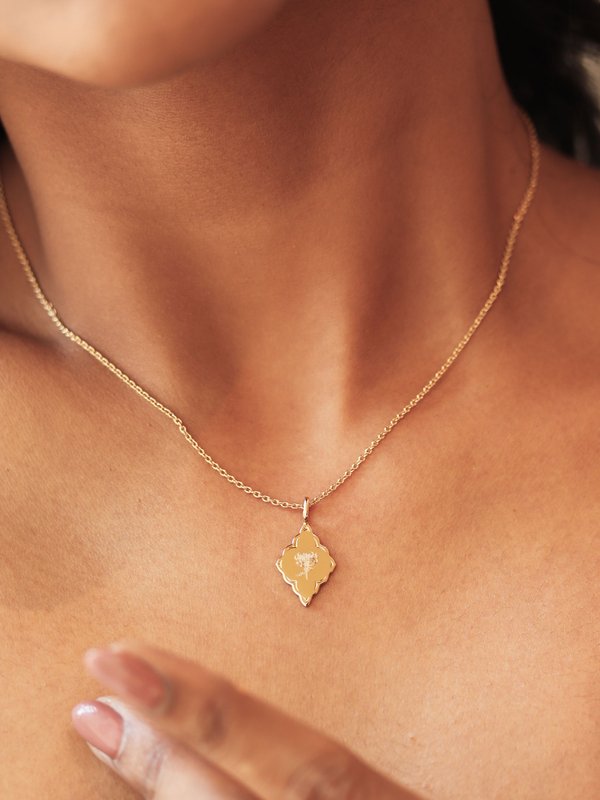 Mystic Necklace in Champagne Gold - Birth Flower