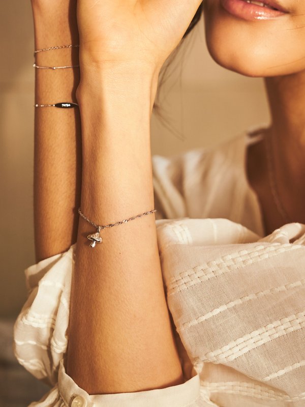 Bello Necklace in Silver