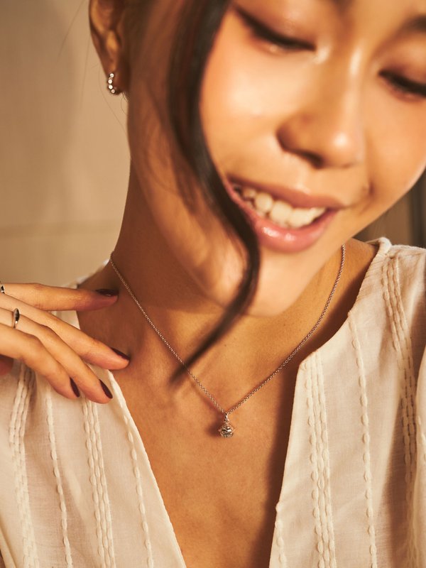 Cupcake Pendant in Silver