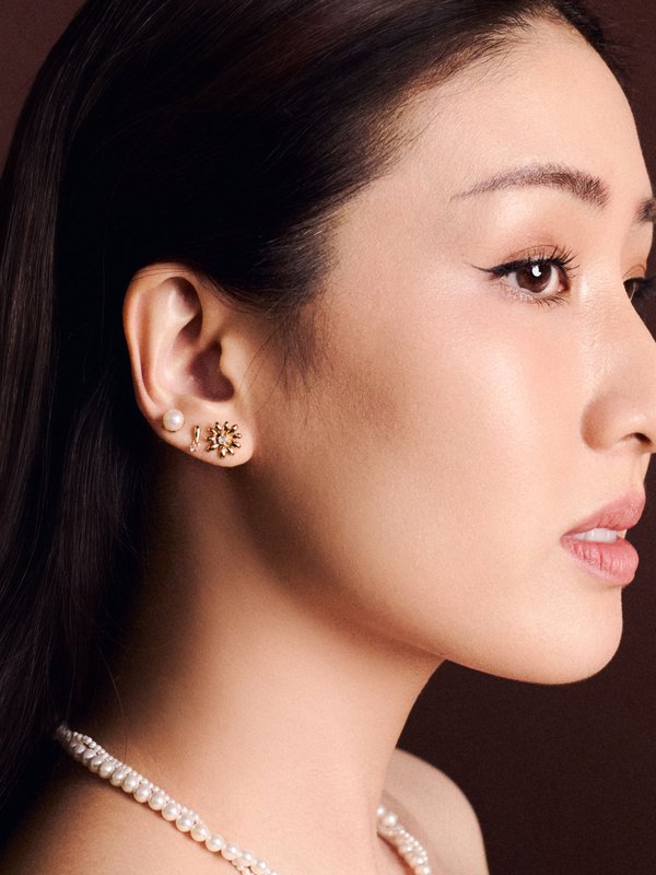 Strange x Curious - Pace Stacking Set - Freshwater Pearl & White Topaz in Champagne Gold