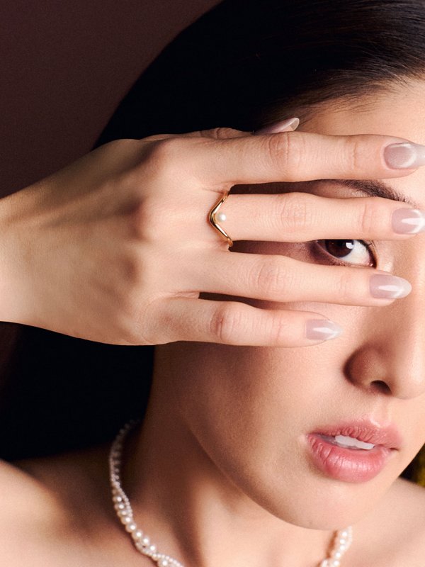 Strange x Curious - Purpose Ring - Freshwater Pearl in Champagne Gold