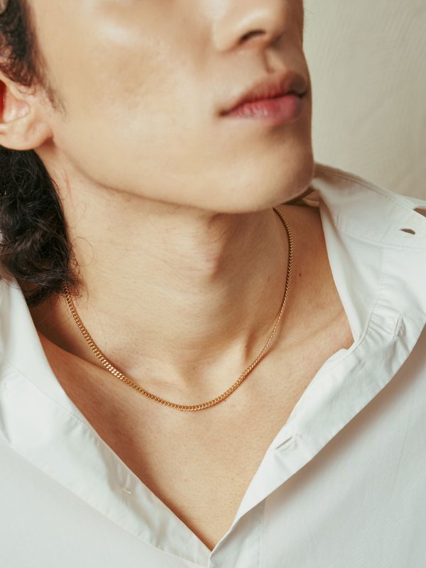 Curb Necklace in Champagne Gold