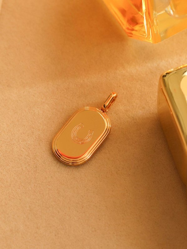 Sire Pendant (Medium) in Champagne Gold - Icon Series