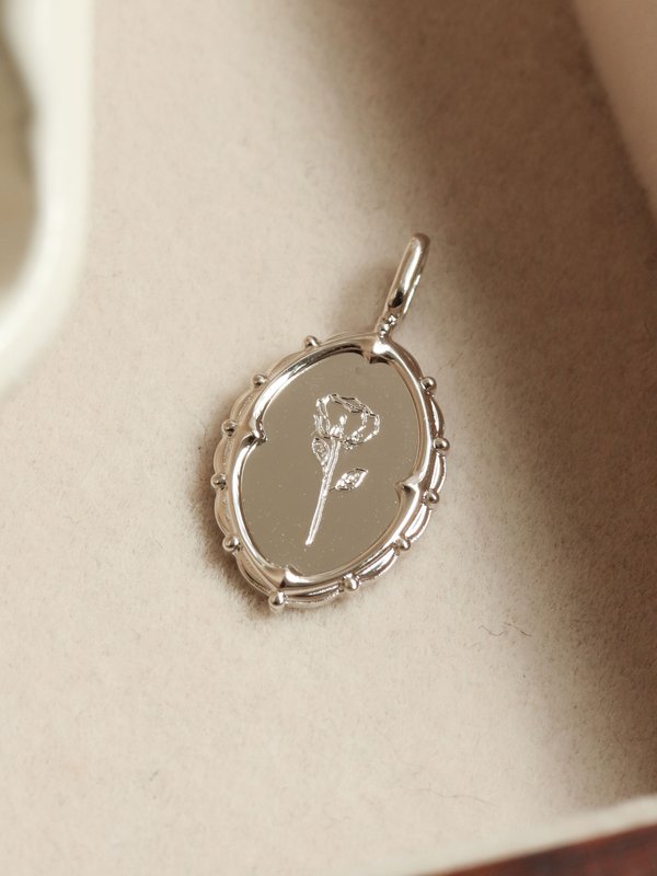 Petrova Pendant in Silver - Birth Flower