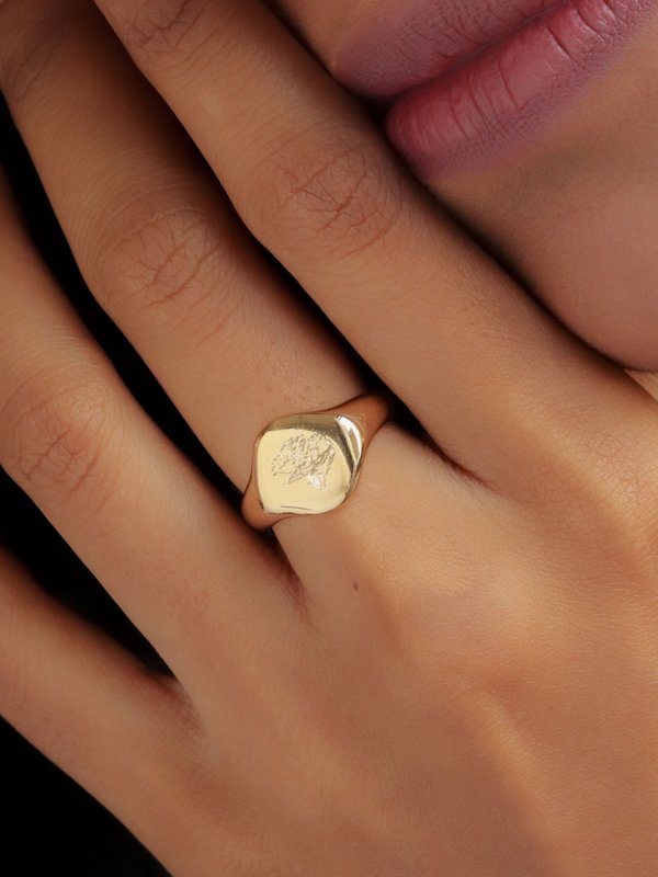 Salvatore Ring in Silver - Birth Flower