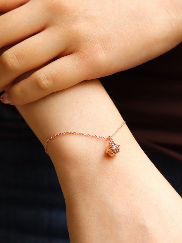 Cupcake Bracelet in Rose Gold