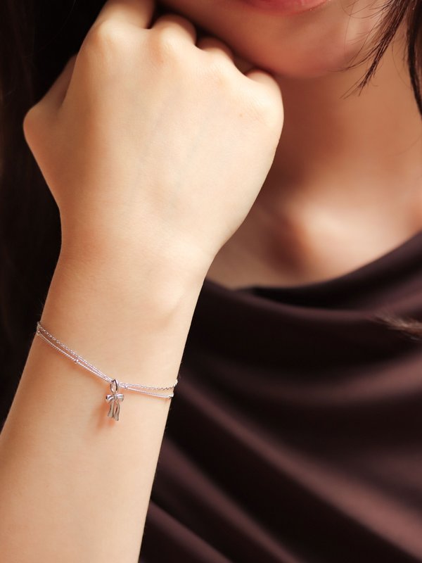 Ribbon Bracelet in Silver