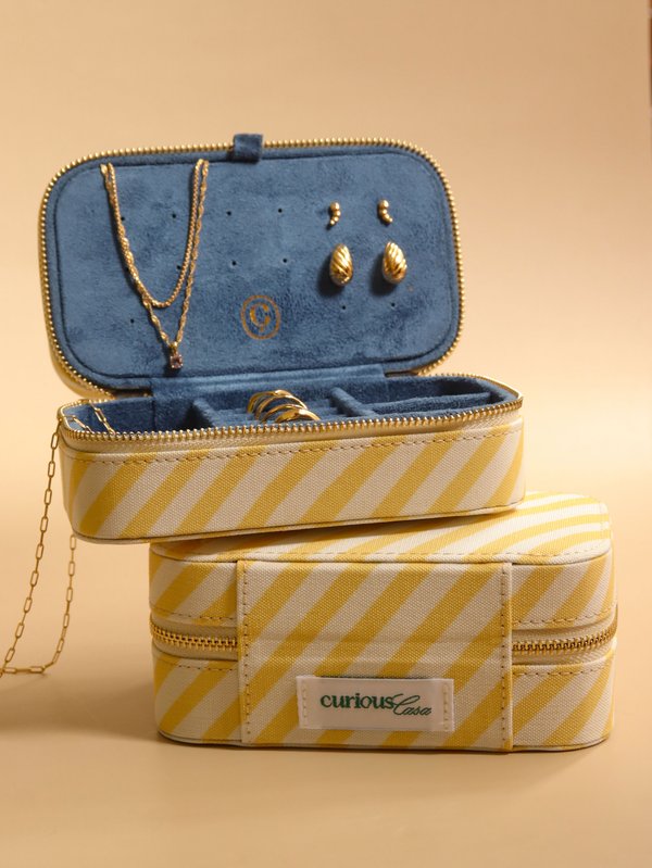 Curious Casa - 008 Treasure Box