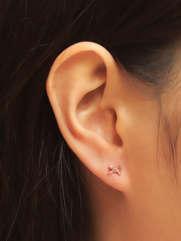 Arco Ear Studs in Rose Gold