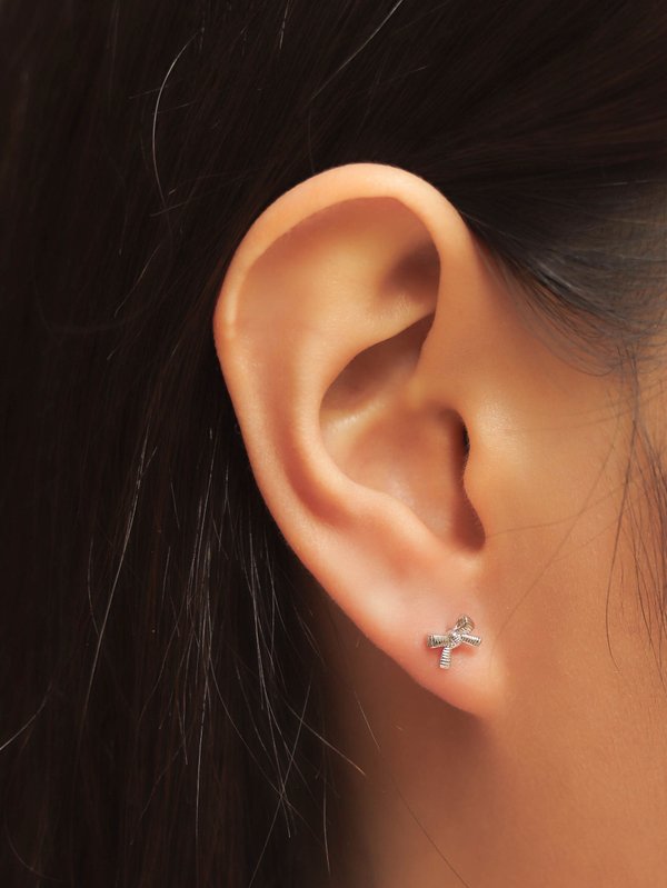 Arco Ear Studs in Silver