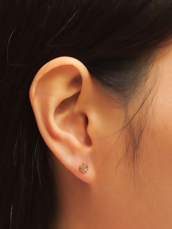 Poppy Ear Studs in Champagne Gold