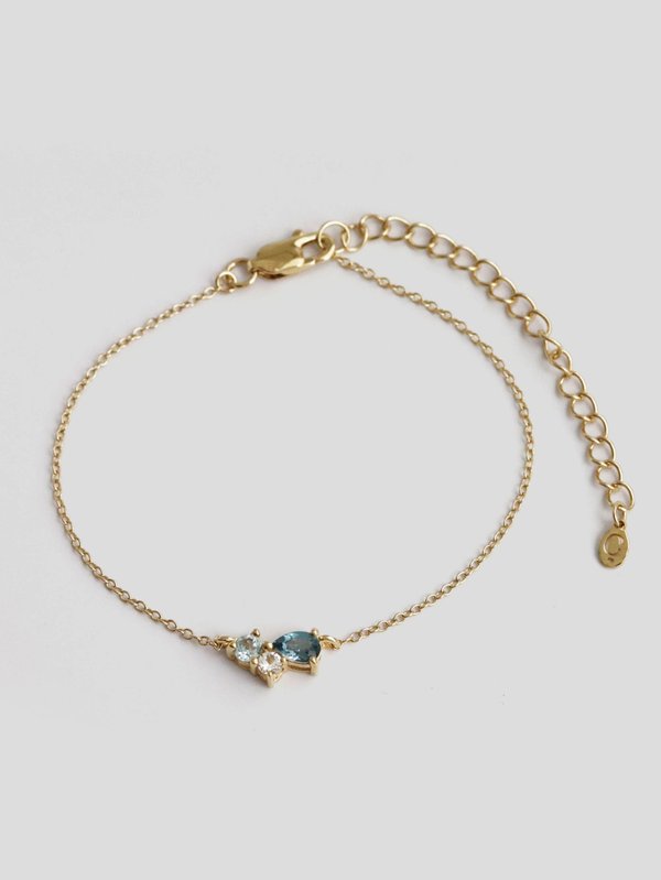 Willow Bracelet - Sky Blue Topaz in Champagne Gold