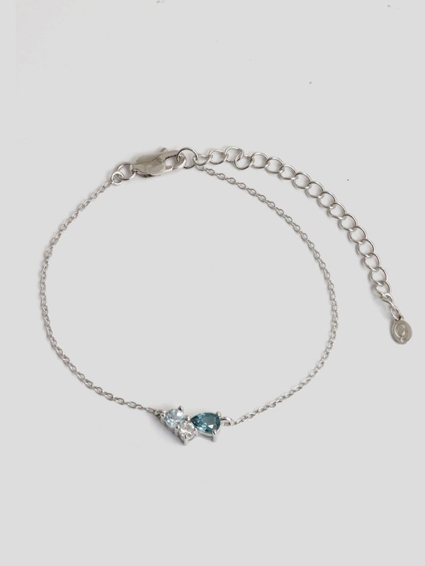 Willow Bracelet - Sky Blue Topaz in Silver